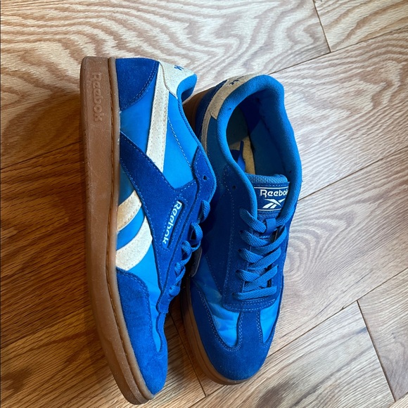 Reebok Shoes - Reebok women’s Vibrant Blue and Tan Sneakers size 8.5